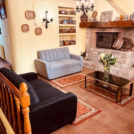Alicia-casa Rural Holiday home San Mames de Burgos